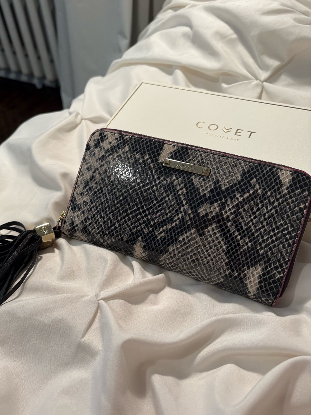 Stella & Dot Gray and Black Snake-Print Zip Wallet with Tassel
